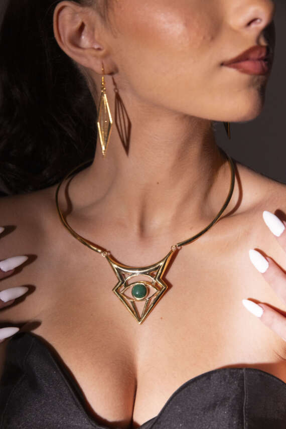 Emerald Vision: Bold Geometric Gold Jewelry Set