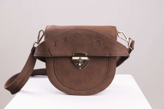 Earthy Charm: Brown Leather Crossbody Bag - Image 2